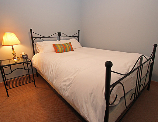 Delcliffe Bay II - 5 Bdrm - Vernon