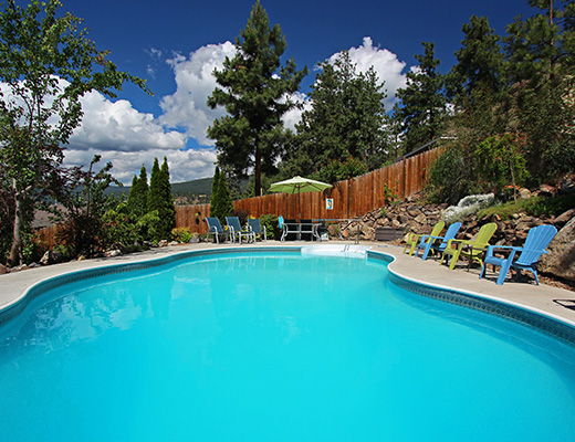 Vineyard Estates - 3 Bdrm w/Pool - West Kelowna