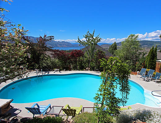 Vineyard Estates - 3 Bdrm w/Pool - West Kelowna