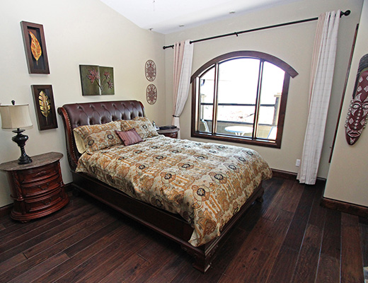 Vineyard Estates - 3 Bdrm w/Pool - West Kelowna