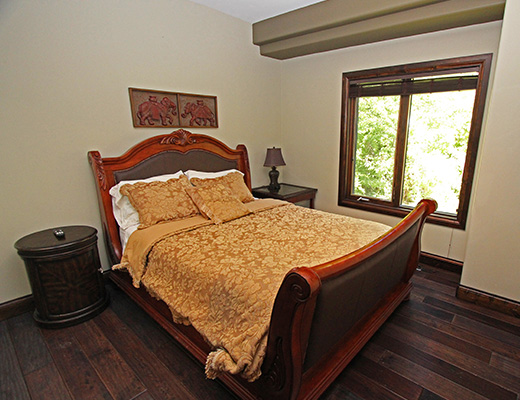 Vineyard Estates - 3 Bdrm w/Pool - West Kelowna