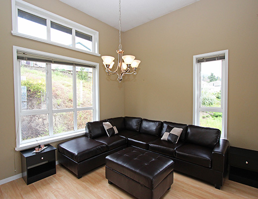 The Vineyard View - 4 Bdrm - Kelowna