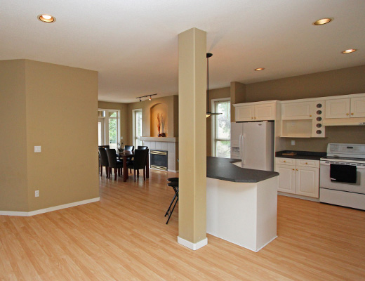 The Vineyard View - 4 Bdrm - Kelowna