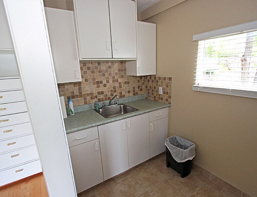 Skaha Lakeside Residence - 5 Bdrm - Penticton