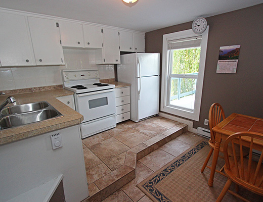 Skaha Lakeside Residence - 5 Bdrm - Penticton
