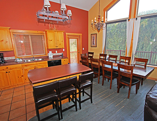 Howard's Haven & Doug's Den - 5 Bdrm + Loft HT - Sun Peaks