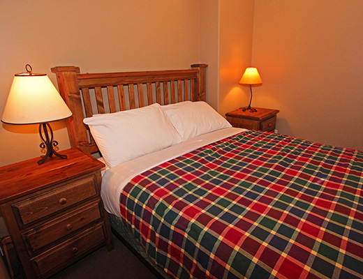Howard's Haven & Doug's Den - 5 Bdrm + Loft HT - Sun Peaks
