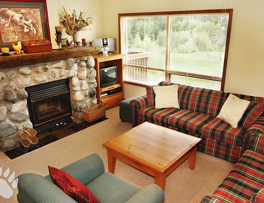 Alpine Greens #12 - 3 Bdrm - Sun Peaks