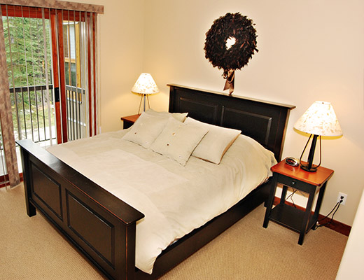 Woodhaven #45 - 4 Bdrm + Den HT - Sun Peaks