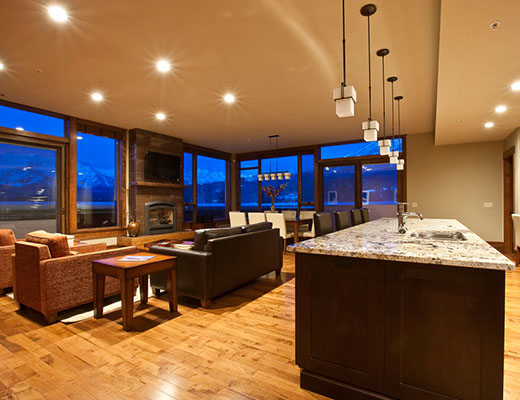 901 Fernie - 306A Penthouse - 2 Bdrm + Den - Fernie (10)