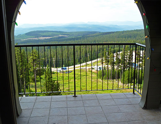 Chateau On The Ridge #404 - 4 Bdrm + Loft - Big White