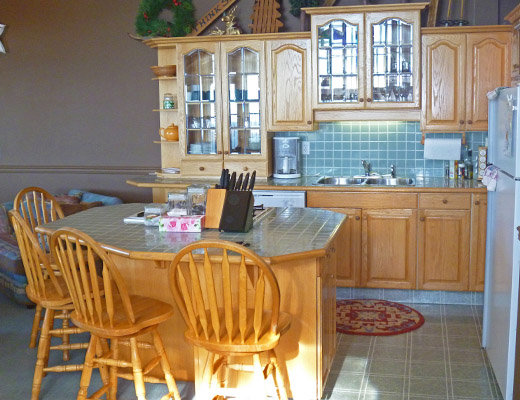 Chateau On The Ridge #404 - 4 Bdrm + Loft - Big White