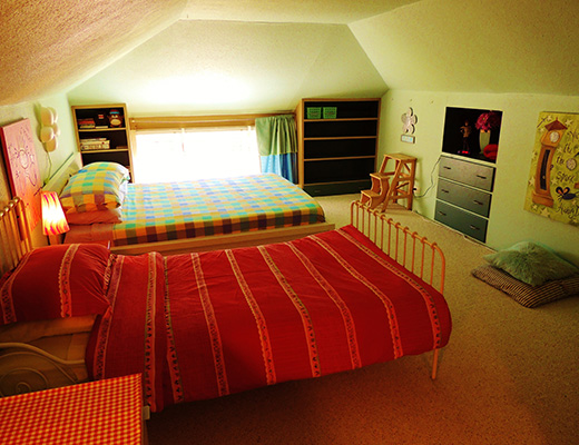 Cowles Cottage - 4 Bdrm - Summerland