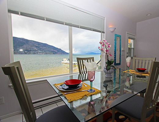 Amykonos Lakeside Suite - 2 Bdrm - Kelowna