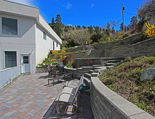 Amykonos Lakeside Suite - 2 Bdrm - Kelowna