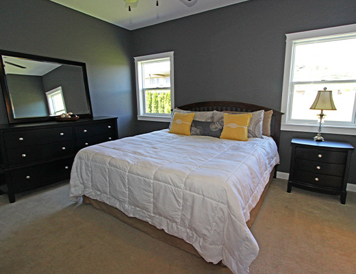 Kalamalka Valley View - 6 Bdrm HT - Vernon