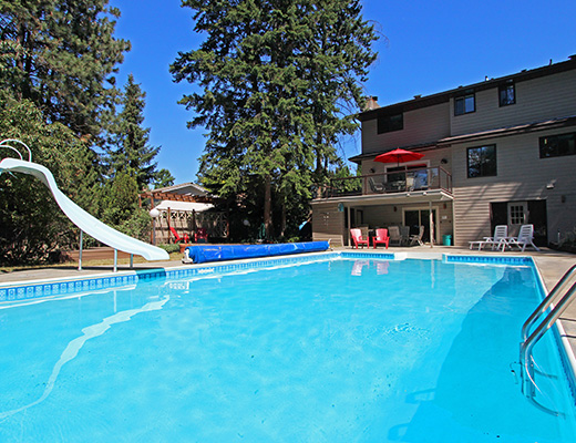 Forest View Estate - 5 Bdrm w/ Pool - Kelowna