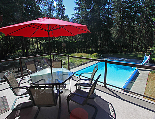 Forest View Estate - 5 Bdrm w/ Pool - Kelowna