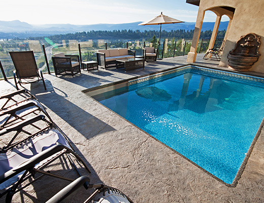 Stunning Lakeview - 5 Bdrm w/ Pool - West Kelowna