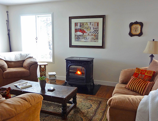 Lakefront On The Bluff - 3 Bdrm - West Kelowna