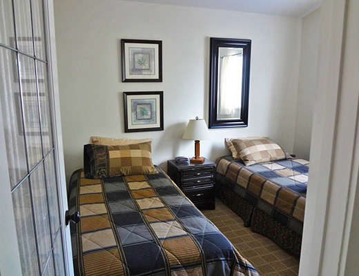 Lakefront On The Bluff - 3 Bdrm - West Kelowna