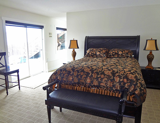 Lakefront On The Bluff - 3 Bdrm - West Kelowna