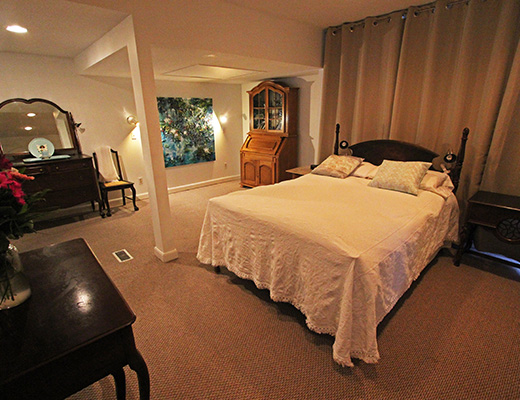 Dockside Beachhouse - 3 + 1 Bdrm HT - Vernon