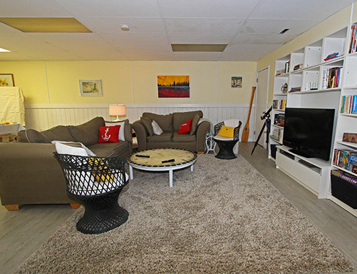 Dockside Beachhouse - 3 + 1 Bdrm HT - Vernon