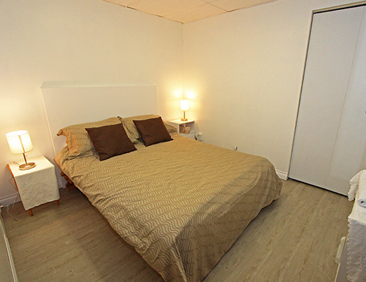 Dockside Beachhouse - 3 + 1 Bdrm HT - Vernon