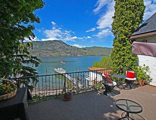 Dockside Beachhouse - 3 + 1 Bdrm HT - Vernon