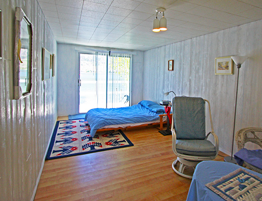 Dockside Beachhouse - 3 + 1 Bdrm HT - Vernon