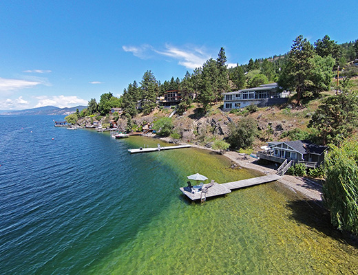 Lakeshore Cabin - 2 Bdrm - Kelowna