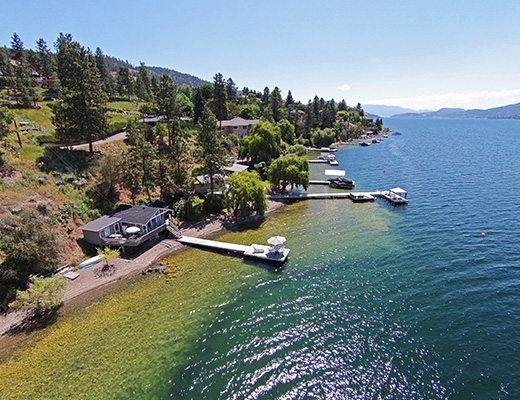 Lakeshore Cabin - 2 Bdrm - Kelowna