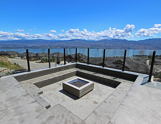 Royal Residence - 5 Bdrm w/ Pool HT - West Kelowna (CVH)