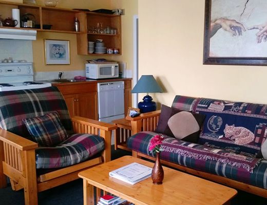Berkers Suite - 2 or 3 Bdrm HT (R) - Silver Star
