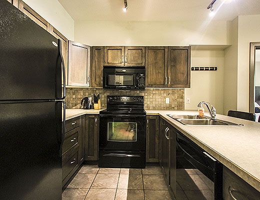 Playa del Sol #124 - 2 Bdrm + Den Creekside - Kelowna (CVH)