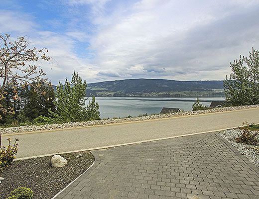 La Casa #6855 - 2 Bdrm + Loft - West Kelowna