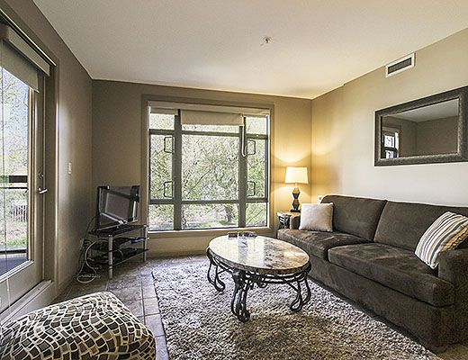 Playa del Sol #218 - 2 Bdrm + Den Lakeside - Kelowna