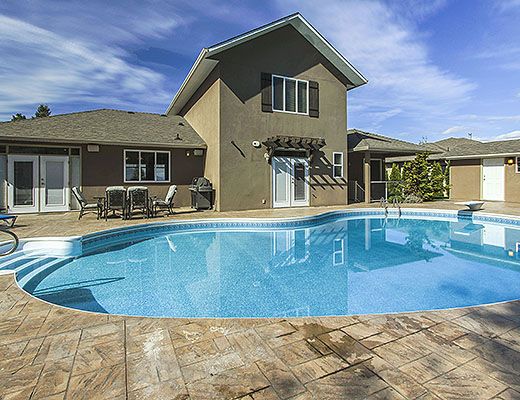 Okanagan Breeze - 5 Bdrm w/ Pool HT - Kelowna (CVH)