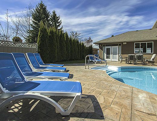 Okanagan Breeze - 5 Bdrm w/ Pool HT - Kelowna (CVH)