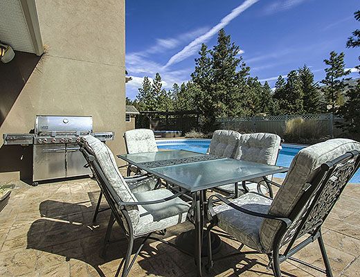 Okanagan Breeze - 5 Bdrm w/ Pool HT - Kelowna (CVH)