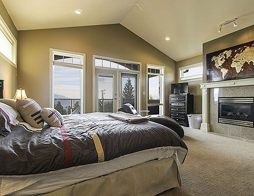 Okanagan Breeze - 5 Bdrm w/ Pool HT - Kelowna (CVH)