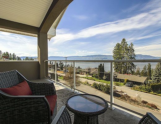 Okanagan Breeze - 5 Bdrm w/ Pool HT - Kelowna (CVH)