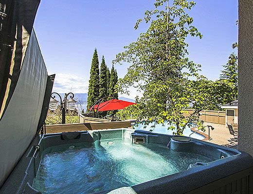 Vineyard Estates - 5 Bdrm w/ Pool HT - Kelowna (CVH)