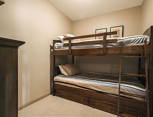Playa del Sol #547 - 2 Bdrm + Den Mountainview (CVH)- Kelowna