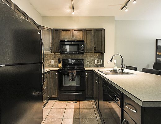 Playa del Sol #122 - 1 Bdrm + Den Creekside - Kelowna (CVH)