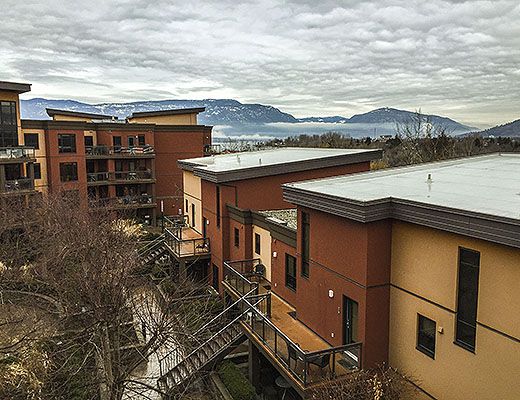 Playa del Sol #654 - 2 Bdrm + Den Creekview - Kelowna