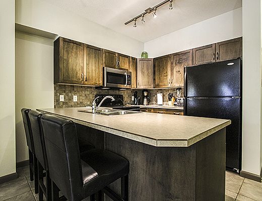 Playa del Sol #151 - 2 Bdrm + Den Mountainview - Kelowna (CVH)