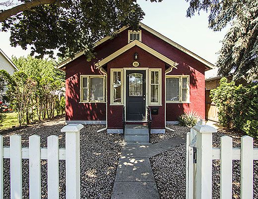 Cottage In The City - 3 Bdrm - Kelowna