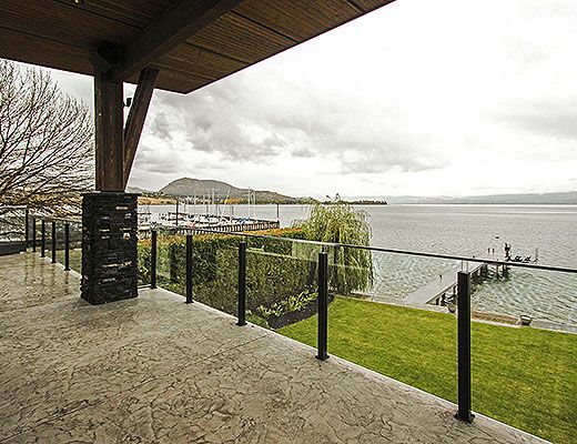 Platinum Shores - 4 Bdrm - West Kelowna